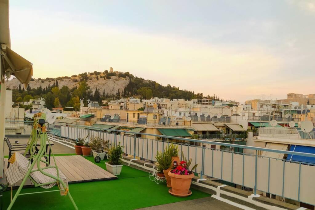 Rooftop Studio, Acropolis View! Athen Exterior foto